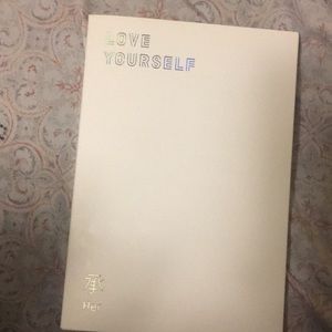 BTS LOVE YOURSELF ALBUM